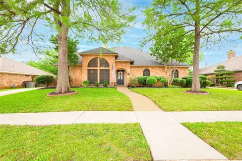 113 Timber Ridge Dr, Murphy, TX 75094
