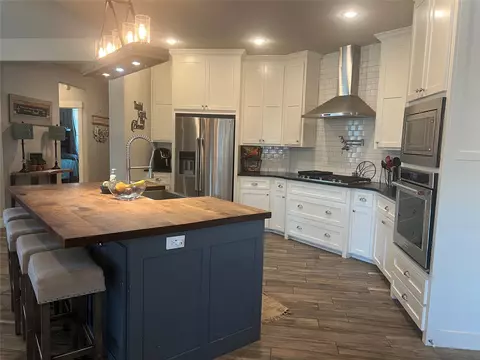 Kitchen - 713 Edward Ct, Abilene, TX 79601 photo 2 of 5