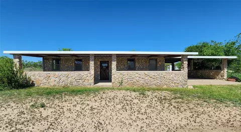 20086 Calvin Rd, Paint Rock, TX 76866