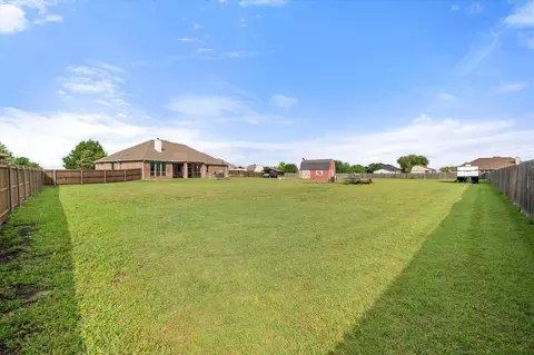 125 Courtney Cir, Waxahachie, TX 75165
