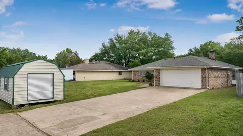 1004 Meridith Dr, Terrell, TX 75160 photo 12