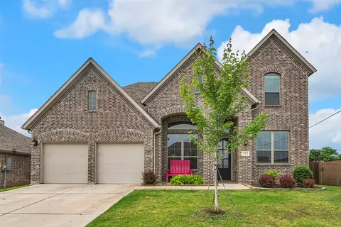 533 Thompson Dr, Van Alstyne, TX 75495