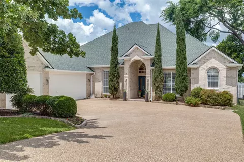 433 Schooner Dr, Azle, TX 76020