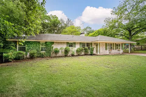 1523 San Saba Dr, Dallas, TX 75218