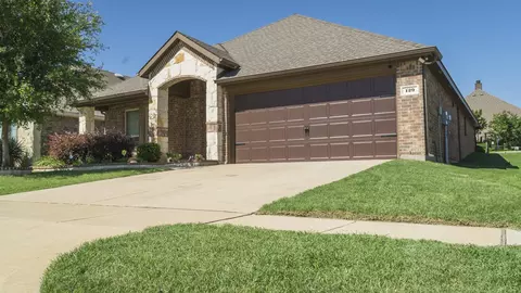 129 Garden Grove Dr, Waxahachie, TX 75165