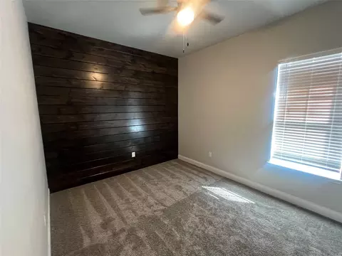 502 S 3rd St, Bonham, TX 75418 photo 9