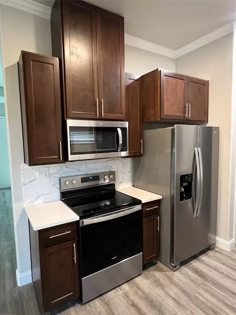 502 S 3rd St, Bonham, TX 75418 photo 8