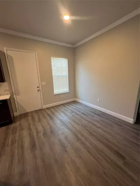 502 S 3rd St, Bonham, TX 75418 photo 6
