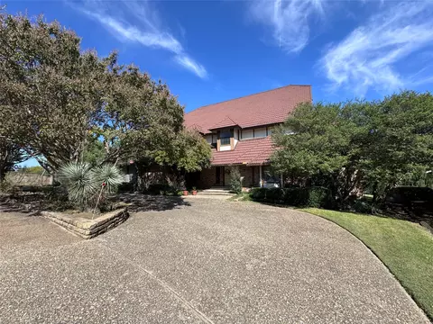601 Guadalajara Cir, Irving, TX 75062