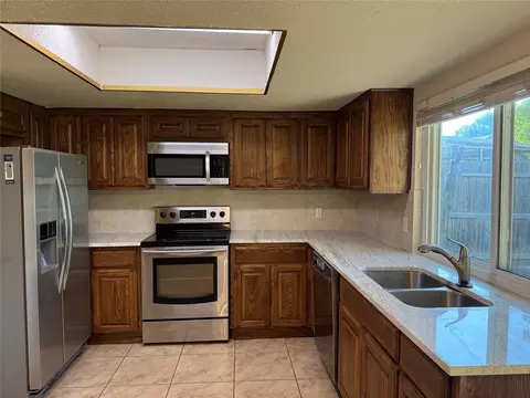 1601 Pebble Beach Dr, Lewisville, TX 75067