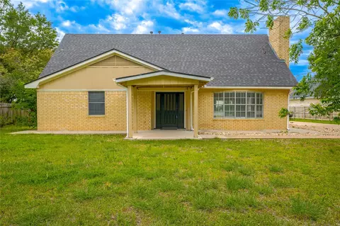 257 Chapman Rd, Hewitt, TX 76643