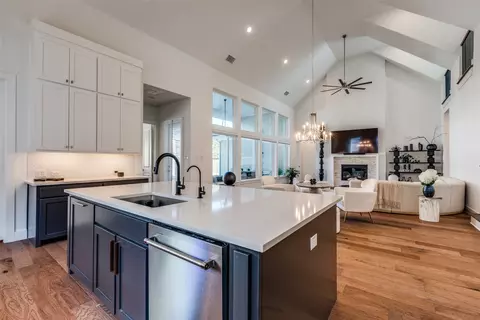 8069 Splitbeard Rd, Frisco, TX 75035 photo 12