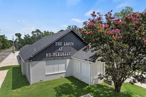 316 W 7 St #100-124, Mount Pleasant, TX 75455