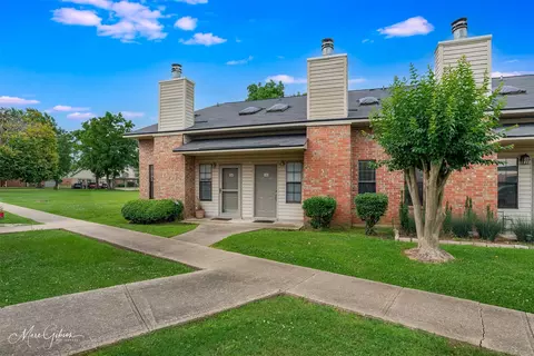 3636 Greenacres Place Dr #33, Bossier City, LA 71111