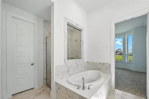 Bath - 2154 Charming Forge Rd, Forney, TX 75126 photo 2 of 2