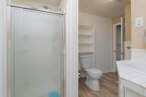 Bath - 3954 State St, Abilene, TX 79603 photo 1 of 4