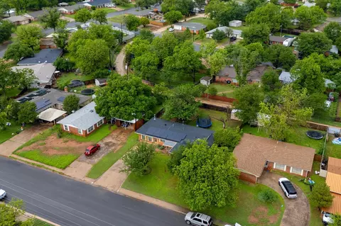 View/Area - 3954 State St, Abilene, TX 79603 photo 3 of 5