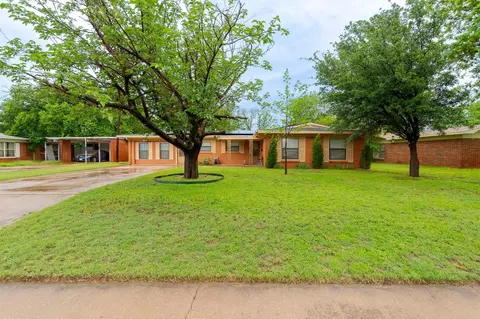 Exterior - 3954 State St, Abilene, TX 79603 photo 9 of 9