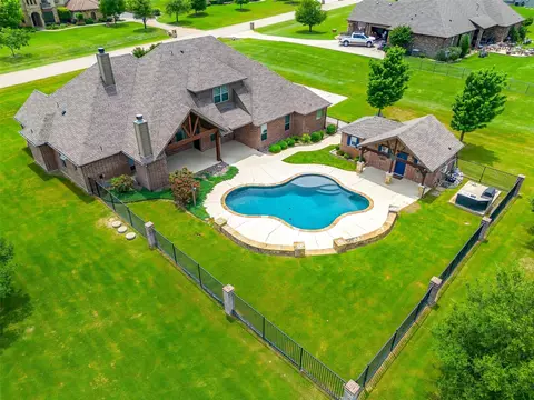 160 Solano Cir, Aledo, TX 76008