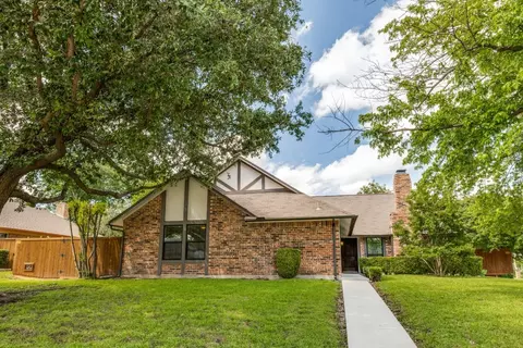 3301 Regent Dr, Plano, TX 75075