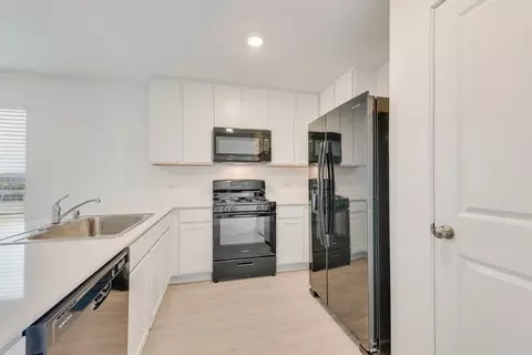7221 Adderly Rd, Pilot Point, TX 76258 photo 6
