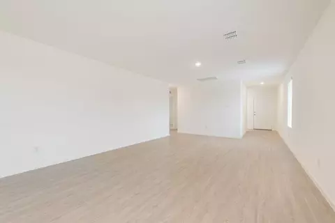 7221 Adderly Rd, Pilot Point, TX 76258 photo 3