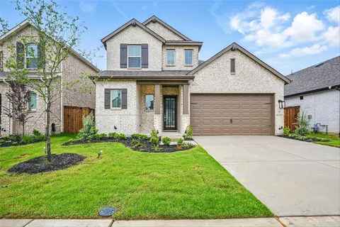 2429 Halter Dr, Aubrey, TX 76227