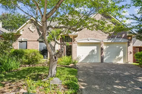 5379 Gatesworth Ln, Dallas, TX 75287