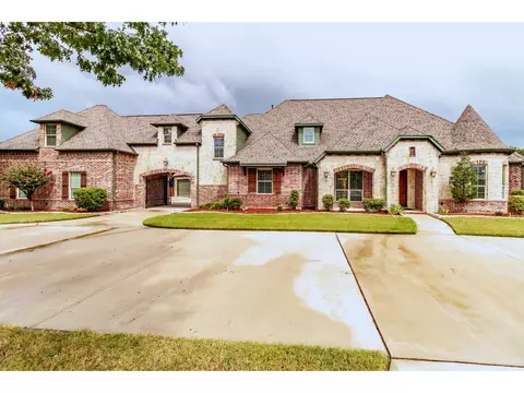 317 Meadow Dr, Sunnyvale, TX 75182