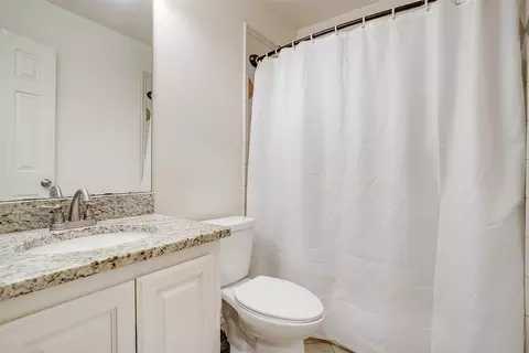 Bath - 228 Lovers Path Dr, Springtown, TX 76082 photo 5 of 5