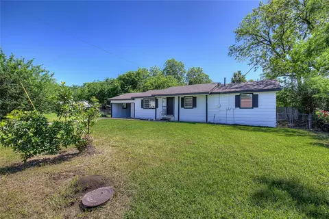 101 Mcbride St, Lone Oak, TX 75453