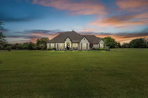 147 Rim Rock Rd, Aledo, TX 76008