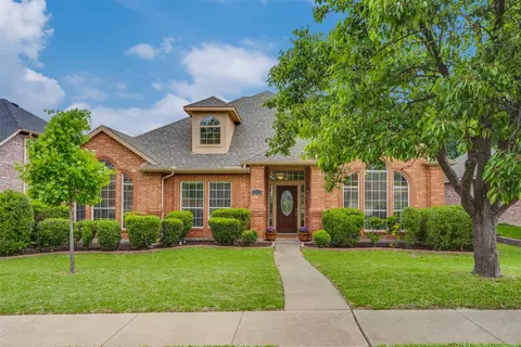 1441 Blackburn Ln, Plano, TX 75025