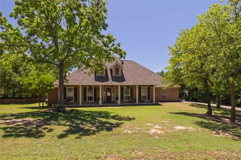 121 Overton Ridge Cir, Weatherford, TX 76088