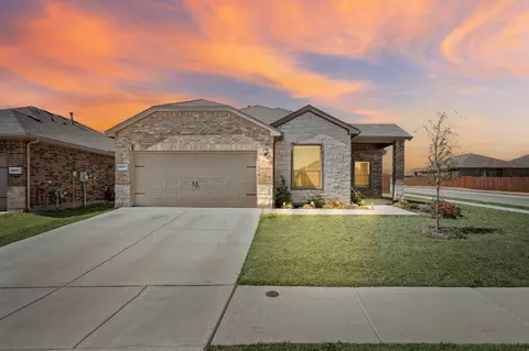 8657 Angel Gardens Dr, Fort Worth, TX 76179