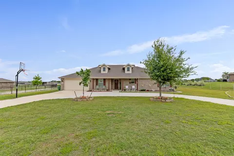 239 Springwood Ranch Loop, Springtown, TX 76082 photo 2