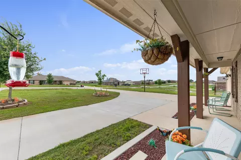 239 Springwood Ranch Loop, Springtown, TX 76082 photo 5