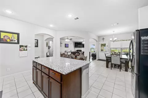 239 Springwood Ranch Loop, Springtown, TX 76082 photo 9