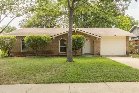 5326 Saddleback Rd, Garland, TX 75043