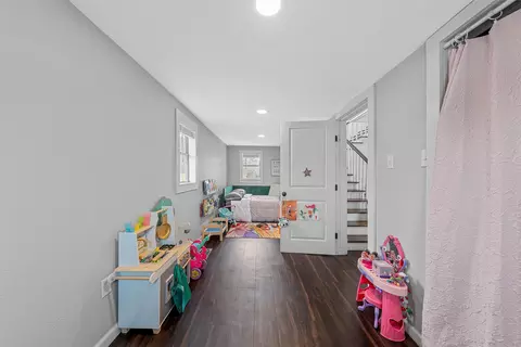 Entry Way - 1310 E Texas Ave, Mart, TX 76664 photo 4 of 6