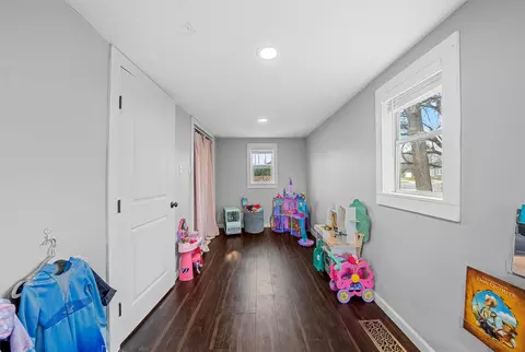 Entry Way - 1310 E Texas Ave, Mart, TX 76664 photo 6 of 6