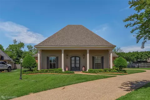 214 Poydras Ave, Bossier City, LA 71111