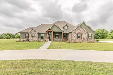 113 Longhorn Ct, Paradise, TX 76073