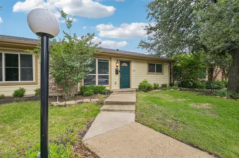 13782 Brookgreen Cir, Dallas, TX 75240