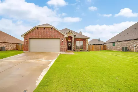 205 Mckittrick Ln, Godley, TX 76044