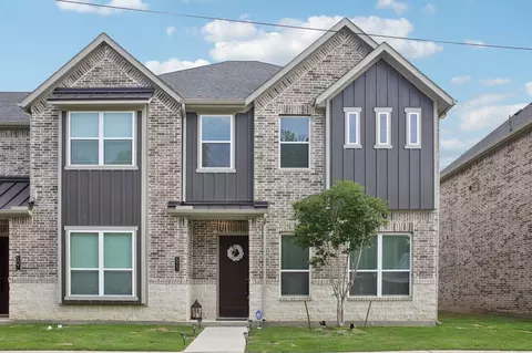 511 Elizabeth St, Irving, TX 75060