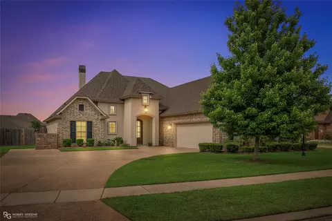 698 Dumaine Dr, Bossier City, LA 71111