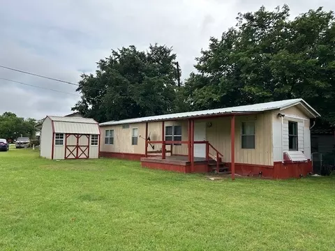 1509 Pelican Dr N, Pelican Bay, TX 76020