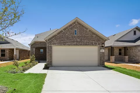 7413 Spicebush Dr, Ponder, TX 76259