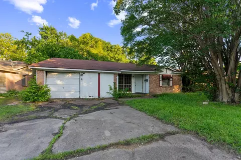 1712 Cascade St, Mesquite, TX 75149